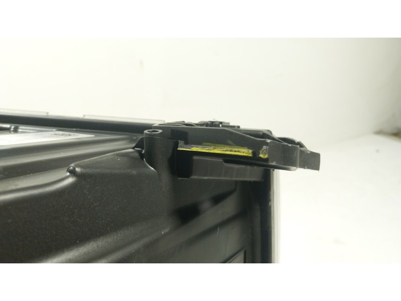 Recambio de faro izquierdo para renault master iv 2.3 dci diesel fap energy cat referencia OEM IAM  260609073R 