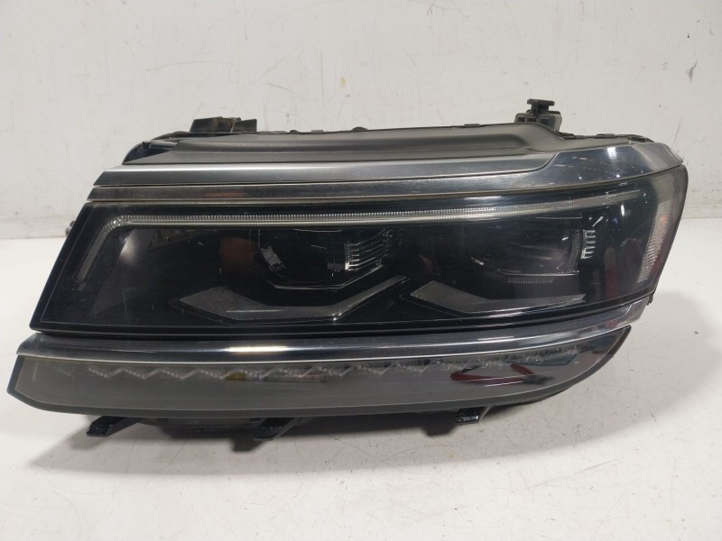 Recambio de faro izquierdo para volkswagen tiguan (ad1, ax1) 2.0 tdi referencia OEM IAM  5NB941081D 