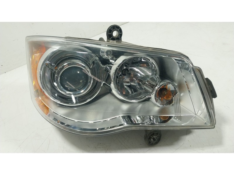 Recambio de faro derecho para chrysler grand voyager v (rt) 2.8 crd referencia OEM IAM  05113338AG 