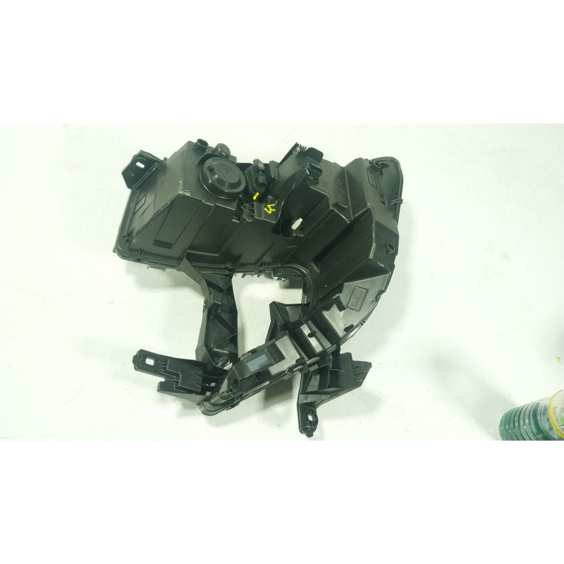 Recambio de faro derecho para renault master iv 2.3 dci diesel fap energy cat referencia OEM IAM  260107323R 