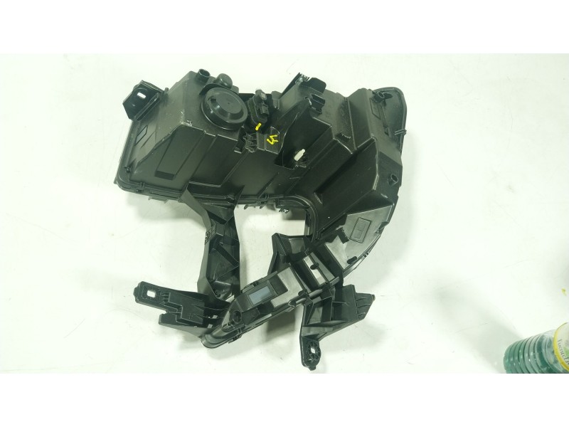 Recambio de faro derecho para renault master iv 2.3 dci diesel fap energy cat referencia OEM IAM  260107323R 