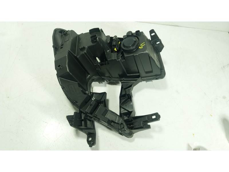 Recambio de faro izquierdo para renault master iv 2.3 dci diesel fap energy cat referencia OEM IAM  260609073R 