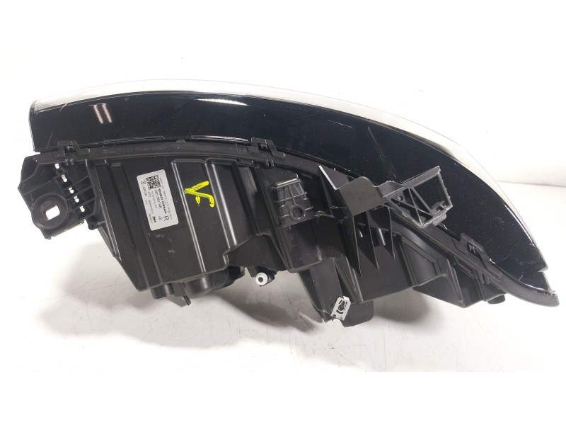 Recambio de faro derecho para renault master iv 2.3 dci diesel fap energy cat referencia OEM IAM  260106174R 