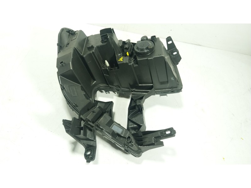 Recambio de faro izquierdo para renault master iv 2.3 dci diesel fap energy cat referencia OEM IAM  260609073R 