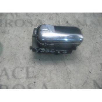 MANETA INTERIOR TRASERA IZQUIERDA 