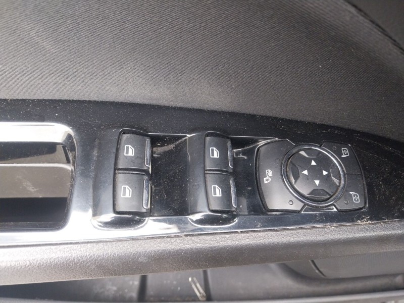 ford mondeo v hatchback (ce) del año 2015