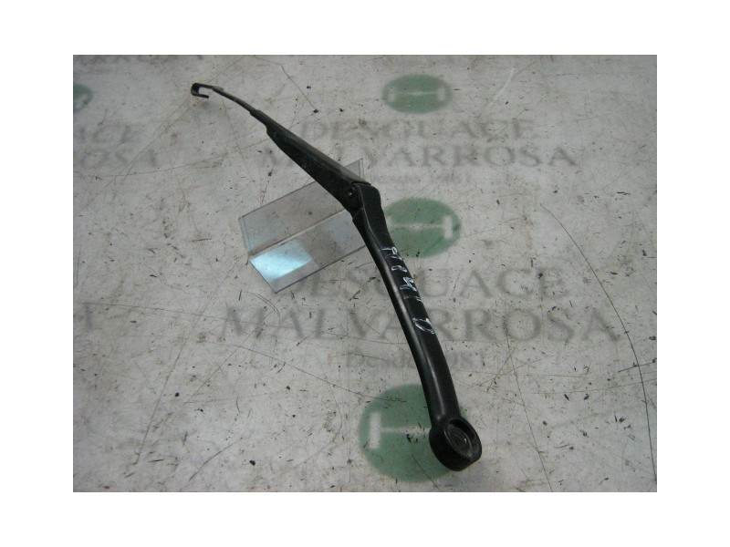 Recambio de brazo limpia delantero derecho para nissan primera berlina (p11) gx referencia OEM IAM   