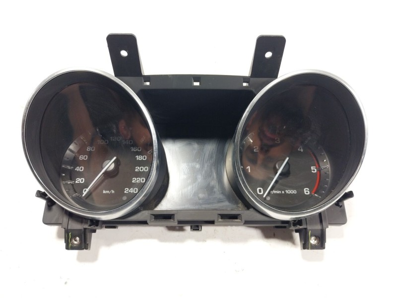 Recambio de cuadro instrumentos para land rover discovery sport (l550) 2.0 d 4x4 referencia OEM IAM  GK7210849EB 