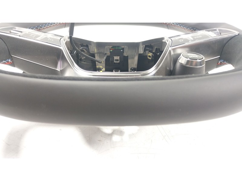 Recambio de volante para renault austral tce 160 referencia OEM IAM 484007178R 484007178R 