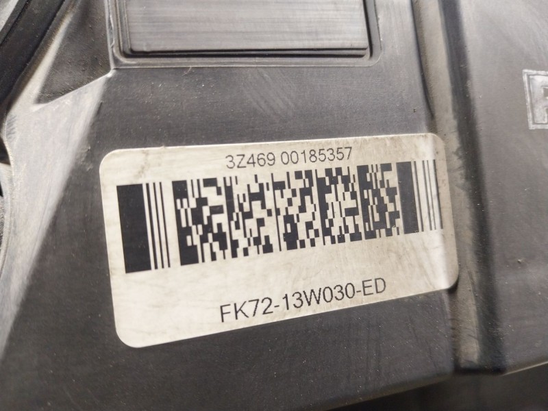 Recambio de faro derecho para land rover discovery sport (l550) 2.0 d 4x4 referencia OEM IAM  FK7213W030ED 