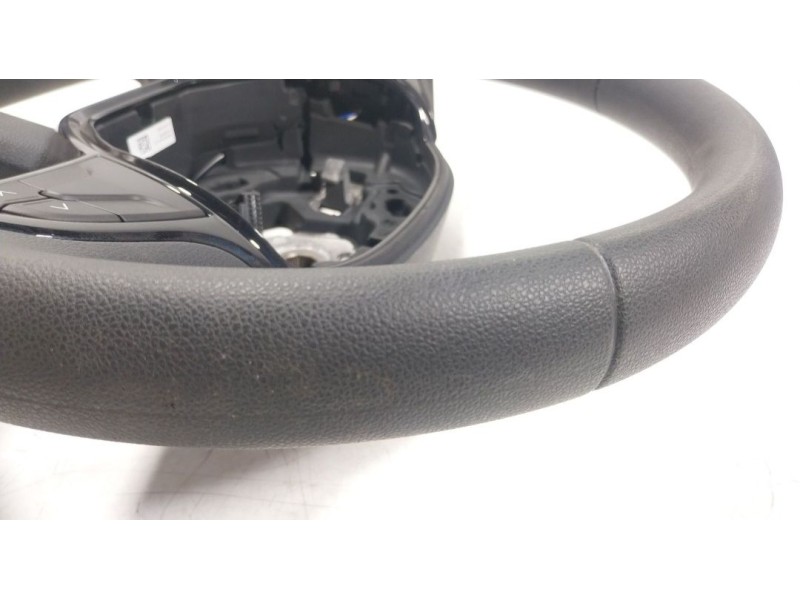 Recambio de volante para dacia sandero iii 1.0 tce 110 referencia OEM IAM 484002535R 484002535R 