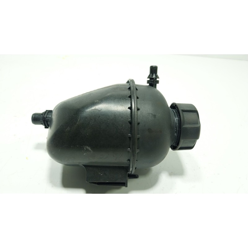 Recambio de deposito expansion para bmw xm (g09) plug-in-hybrd a las 4 ruedas referencia OEM IAM 17138610661  