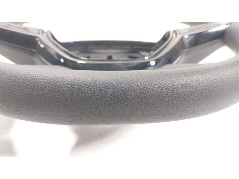 Recambio de volante para dacia sandero iii 1.0 tce 110 referencia OEM IAM 484002535R 484002535R 