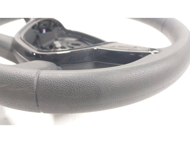 Recambio de volante para dacia sandero iii 1.0 tce 110 referencia OEM IAM 484002535R 484002535R 