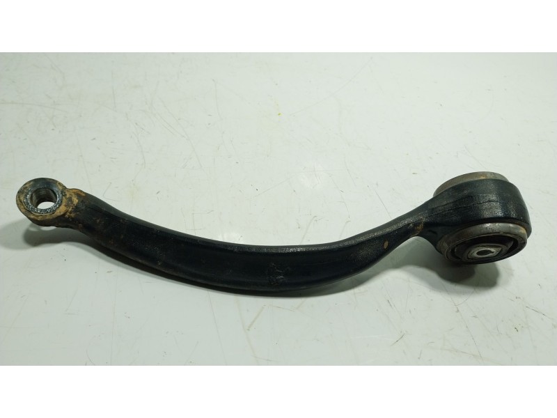 Recambio de brazo suspension inferior delantero izquierdo para bmw x1 (e84) xdrive 18 d referencia OEM IAM  6768984 