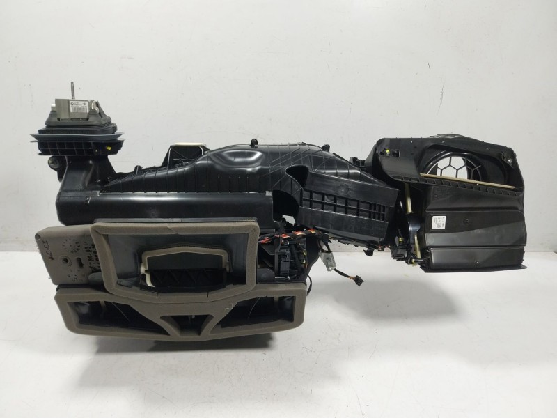 Recambio de calefaccion entera normal para bmw 8 coupé (g15, f92) 840 d xdrive referencia OEM IAM  6411HZ5A328C0 
