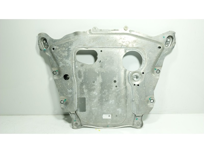 Recambio de cubrecarter para bmw xm (g09) plug-in-hybrd a las 4 ruedas referencia OEM IAM 31106853621  