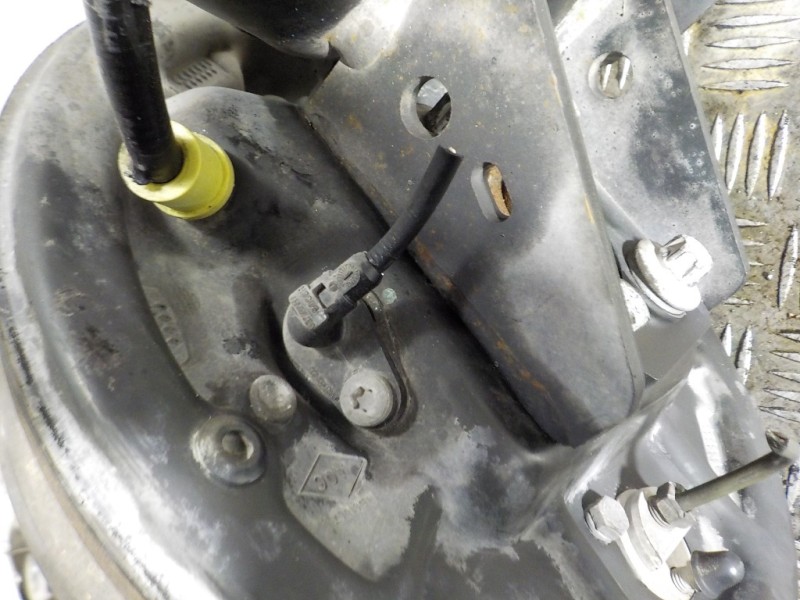 Recambio de puente trasero para renault kangoo 1.5 dci diesel referencia OEM IAM 430007332R  555118735R