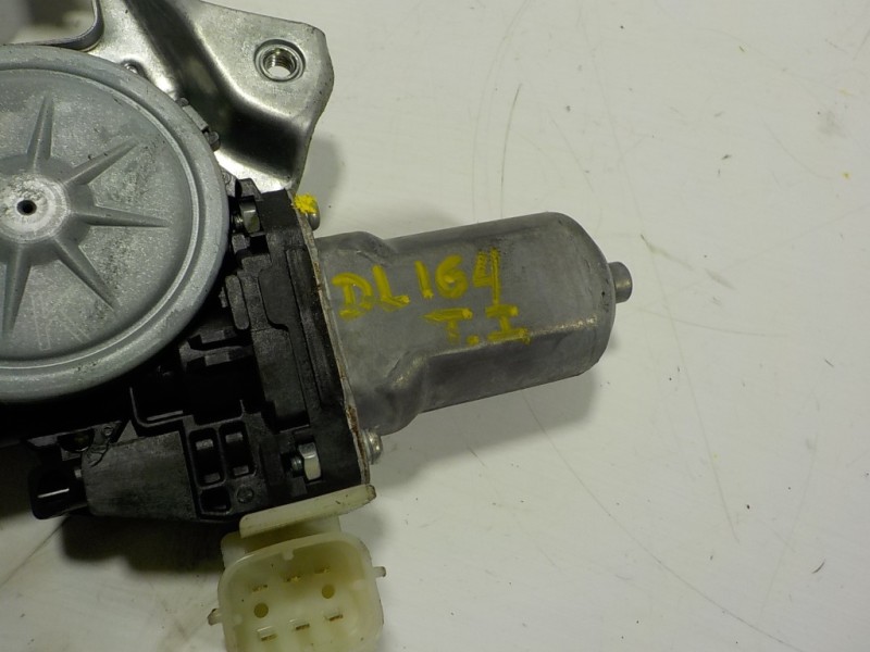 Recambio de elevalunas trasero izquierdo para nissan x-trail (t32) acenta referencia OEM IAM 827214CA0A 827311BA0A 827311BA0A