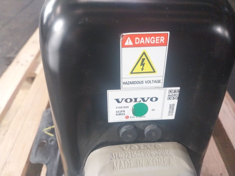 Recambio de bateria para volvo xc90 excellence plug-in hybrid awd referencia OEM IAM 32211802 31491834 