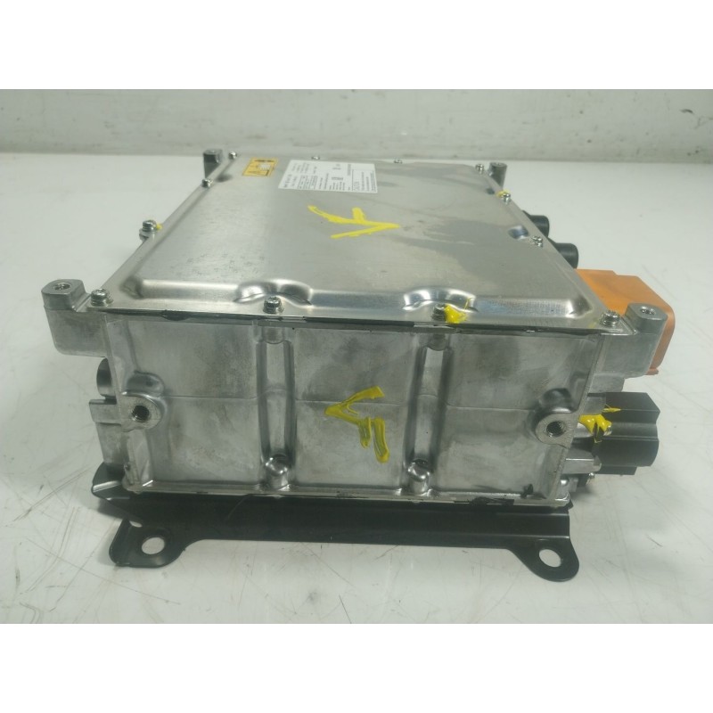 Recambio de convertidor de voltaje para mercedes-benz clase a berlina (bm 177) referencia OEM IAM A0009006520 A0009006520 