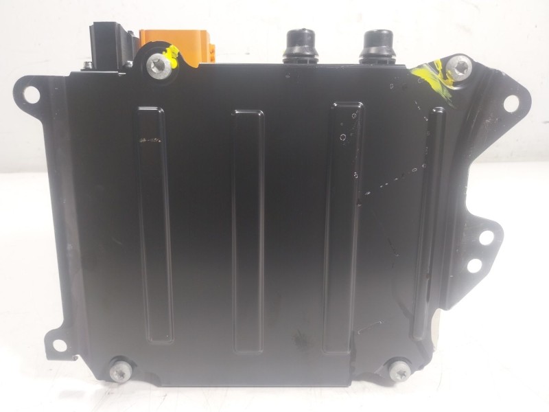 Recambio de convertidor de voltaje para mercedes-benz clase a berlina (bm 177) referencia OEM IAM A0009006520 A0009006520 