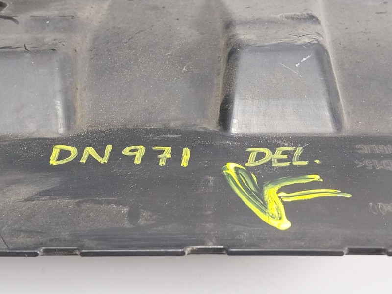 Recambio de rejilla delantera para skoda fabia iii (nj3) 1.0 tsi referencia OEM IAM 6V0853653A 6V0853653A 