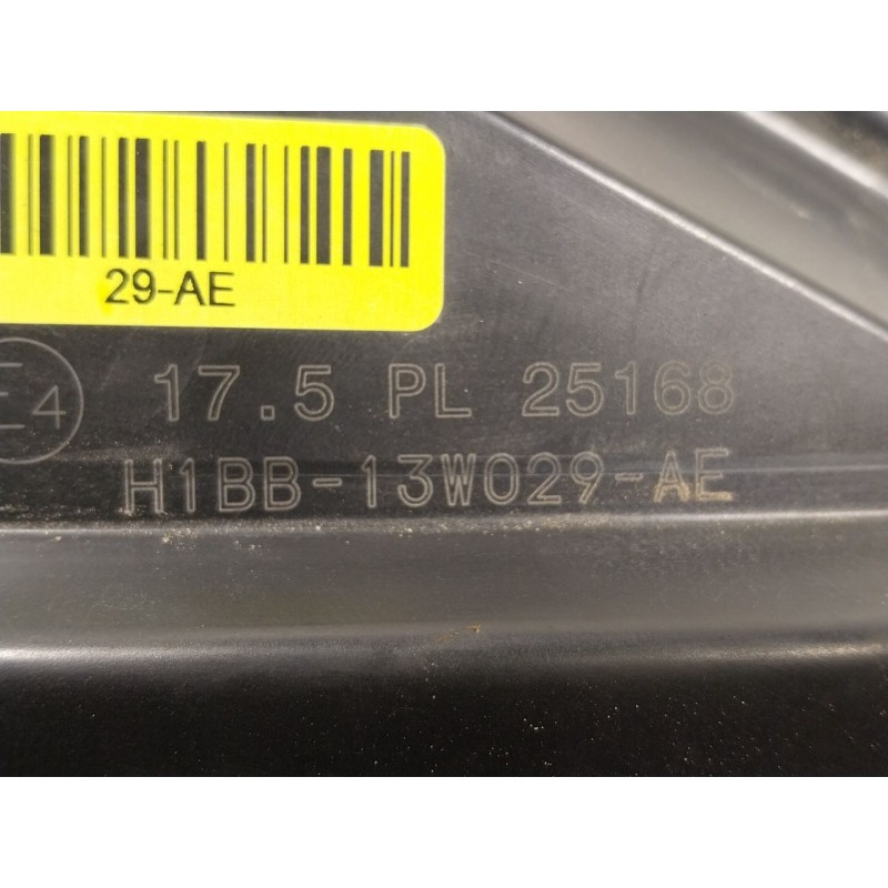 Recambio de faro derecho para ford fiesta vii (hj, hf) 1.0 ecoboost referencia OEM IAM 2549214 H1BB13W029AE 