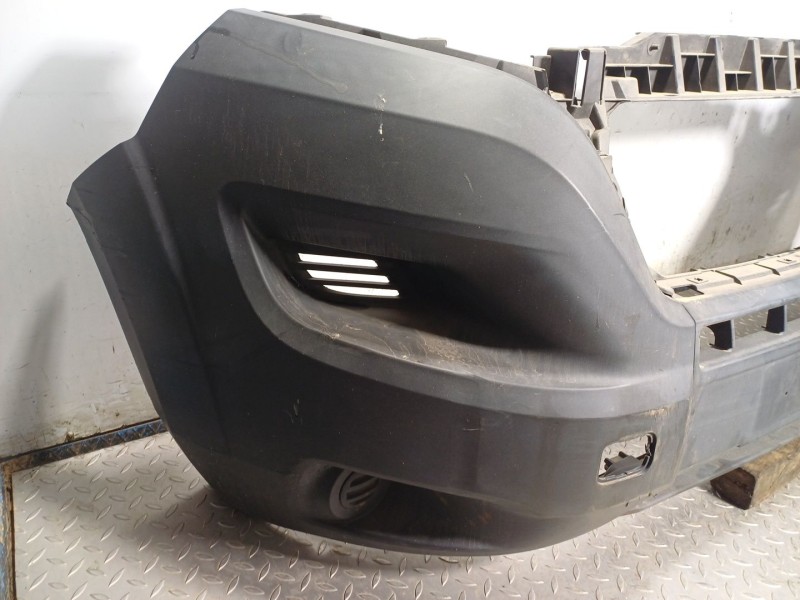 Recambio de paragolpes delantero para peugeot boxer furgoneta 2.0 bluehdi 130 referencia OEM IAM 1637293180  