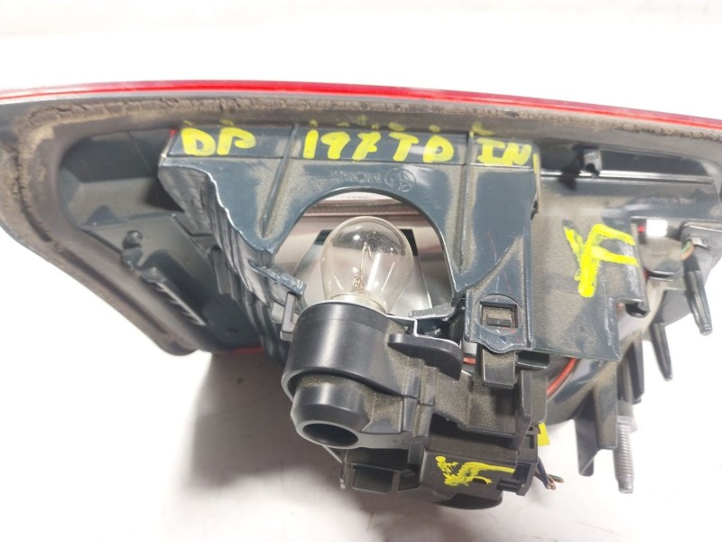 Recambio de piloto trasero derecho interior para bmw 3 (f30, f80) 316 d referencia OEM IAM 63217372794 737111202 