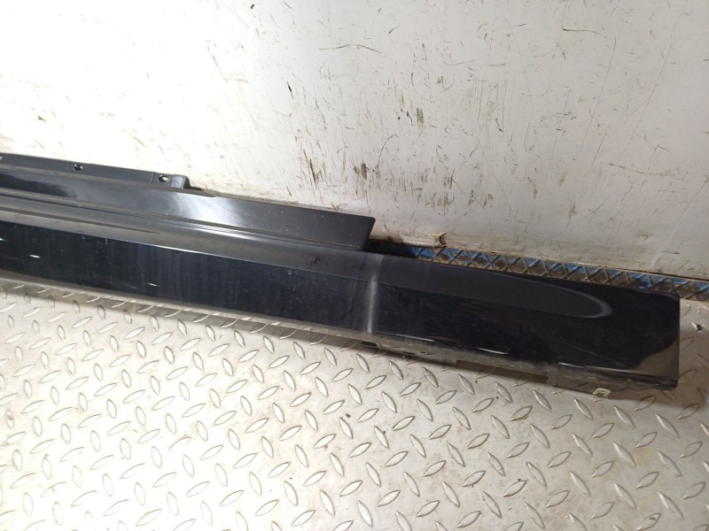 Recambio de faldon lateral para bmw 8 coupé (g15, f92) 840 d xdrive referencia OEM IAM 51778078760  