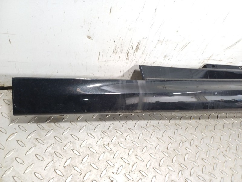 Recambio de faldon lateral para bmw 8 coupé (g15, f92) 840 d xdrive referencia OEM IAM 51778078759  