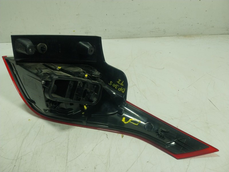 Recambio de piloto trasero izquierdo para opel crossland x / crossland (p17, p2qo) 1.2 (75) referencia OEM IAM 13467976  