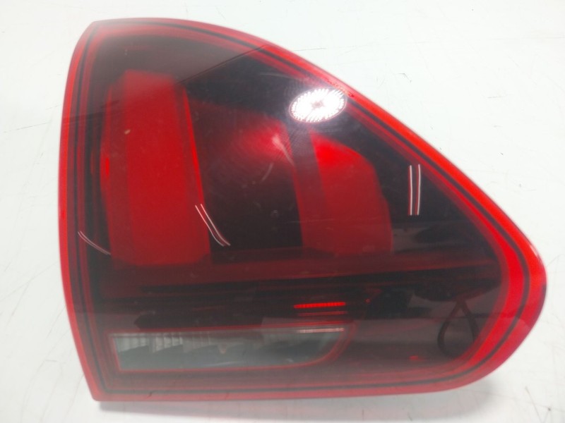 Recambio de piloto trasero izquierdo interior para peugeot 2008 i (cu_) 1.2 vti referencia OEM IAM 9814758480  