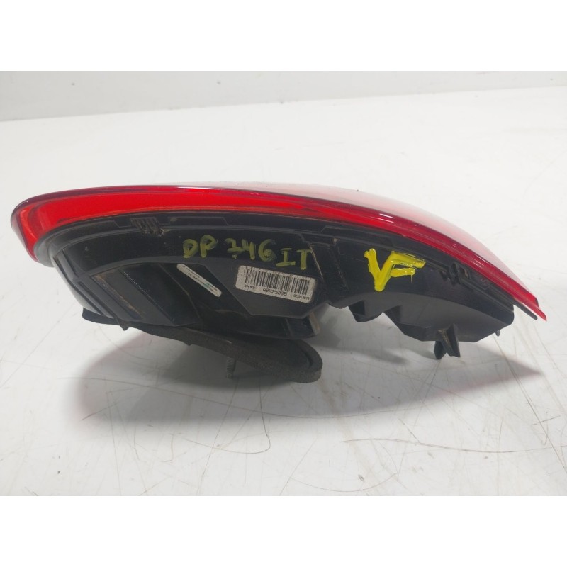 Recambio de piloto trasero izquierdo interior para peugeot 2008 i (cu_) 1.2 vti referencia OEM IAM 9814758480  