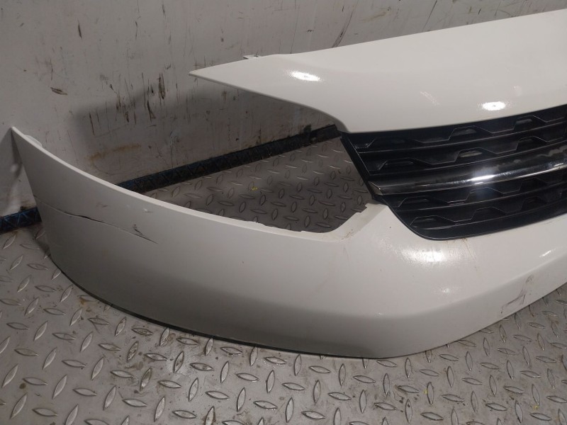 Recambio de rejilla para opel vivaro c platform cabin (k0) 2.0 referencia OEM IAM   