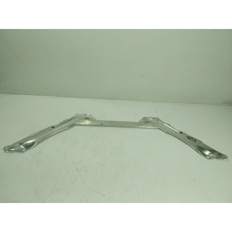 Recambio de travesaño inferior para bmw 8 coupé (g15, f92) 840 i xdrive referencia OEM IAM 51617453800 3C740852207 