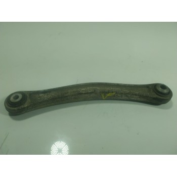 BRAZO SUSPENSION SUPERIOR TRASERO DERECHO 7L0505398 