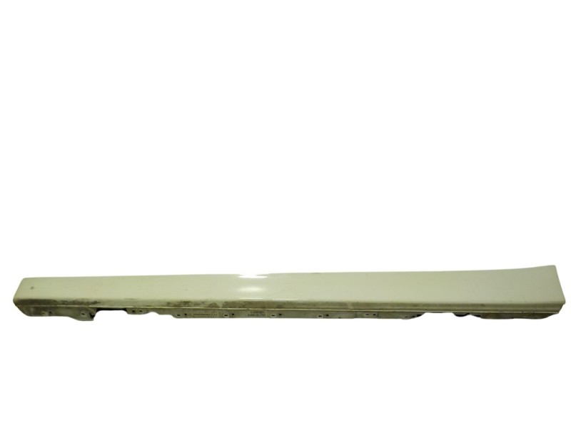 Recambio de faldon lateral para bmw serie 3 lim. (f30) 2.0 16v turbodiesel referencia OEM IAM 51777312751  