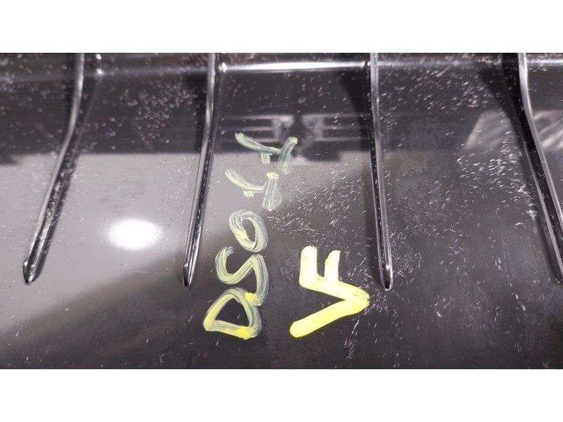 Recambio de guantera para bmw xm (g09) plug-in-hybrd a las 4 ruedas referencia OEM IAM 51165A530B6 3398130 