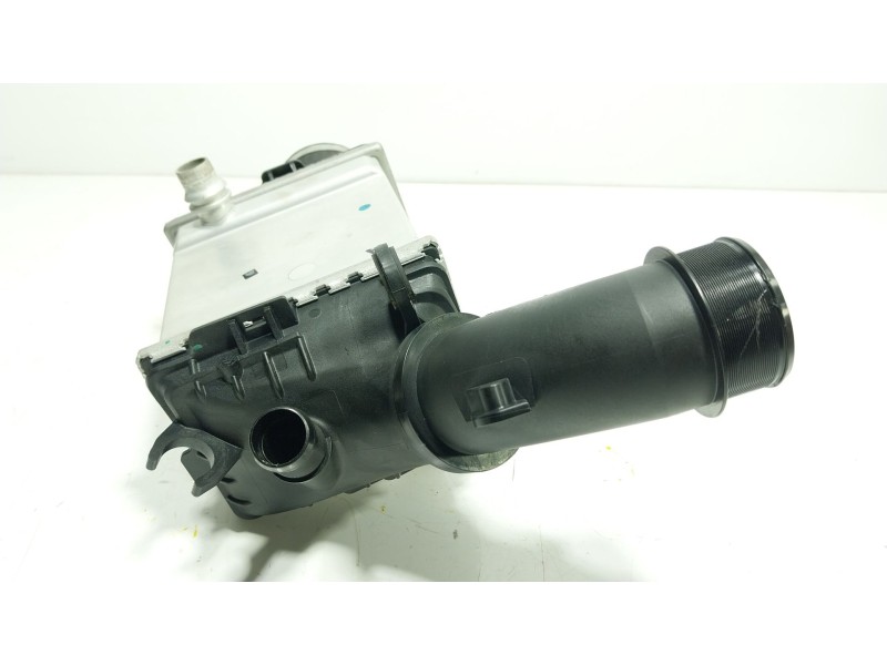 Recambio de intercooler para bmw xm (g09) plug-in-hybrd a las 4 ruedas referencia OEM IAM 17515A2C233 17515A2C233 