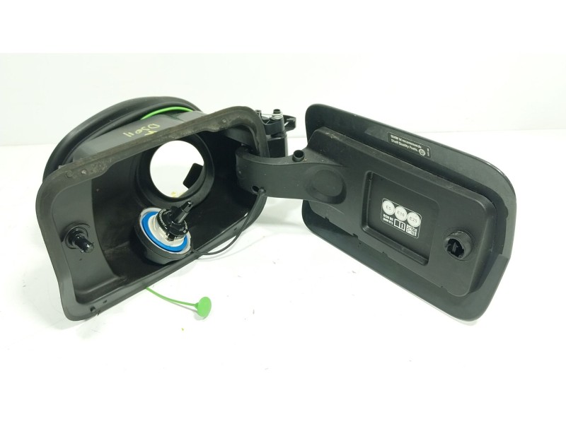 Recambio de tapa combustible para bmw xm (g09) plug-in-hybrd a las 4 ruedas referencia OEM IAM 51919451576  