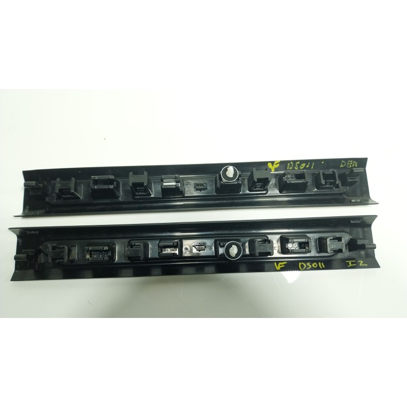 Recambio de moldura para bmw xm (g09) plug-in-hybrd a las 4 ruedas referencia OEM IAM 51477479935 514319184810 