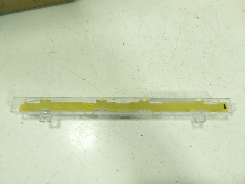 Recambio de piloto trasero central para mini mini (f56) cooper referencia OEM IAM  729741012 