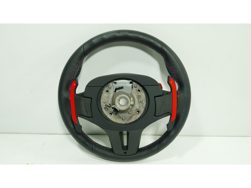 Recambio de volante para bmw xm (g09) plug-in-hybrd a las 4 ruedas referencia OEM IAM 32305A4B4B1 7854520 