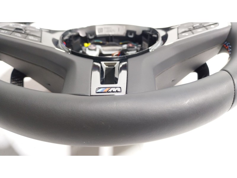 Recambio de volante para bmw xm (g09) plug-in-hybrd a las 4 ruedas referencia OEM IAM 32305A4B4B1 7854520 