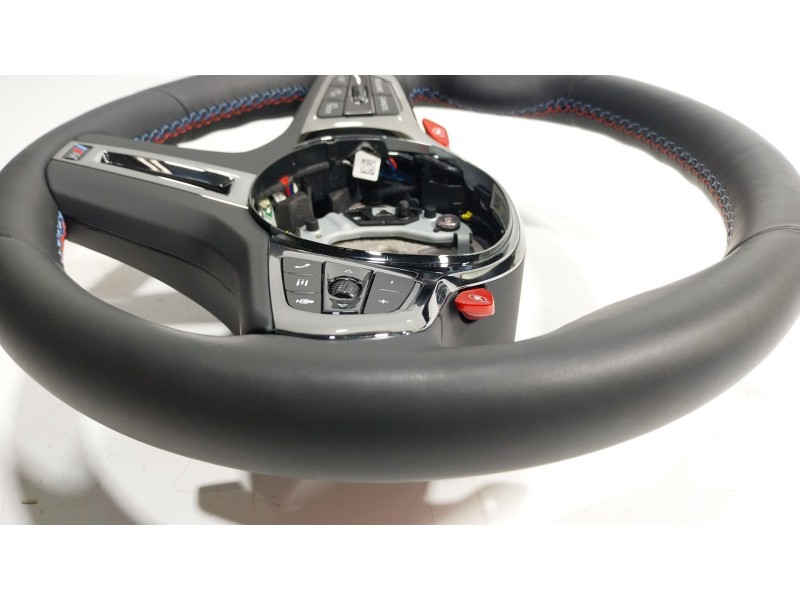 Recambio de volante para bmw xm (g09) plug-in-hybrd a las 4 ruedas referencia OEM IAM 32305A4B4B1 7854520 