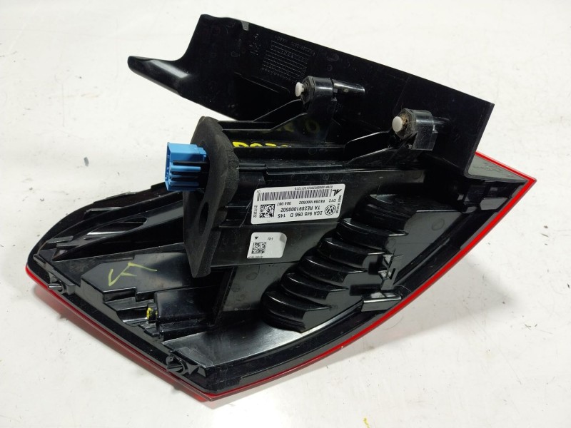 Recambio de piloto trasero derecho para volkswagen t-roc (a11, d11) 2.0 tdi scr referencia OEM IAM  2GA945096D 