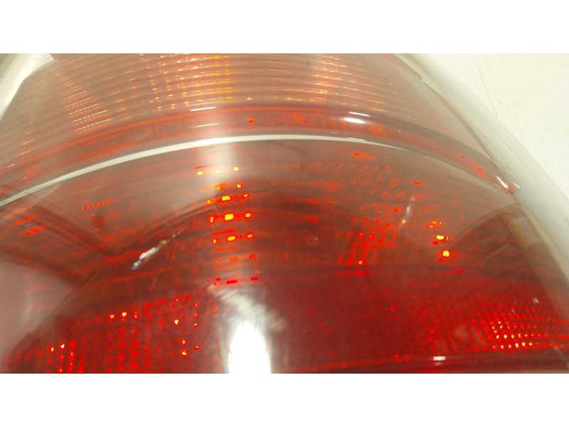 Recambio de piloto trasero derecho para opel zafira / zafira family b (a05) 1.9 cdti (m75) referencia OEM IAM   