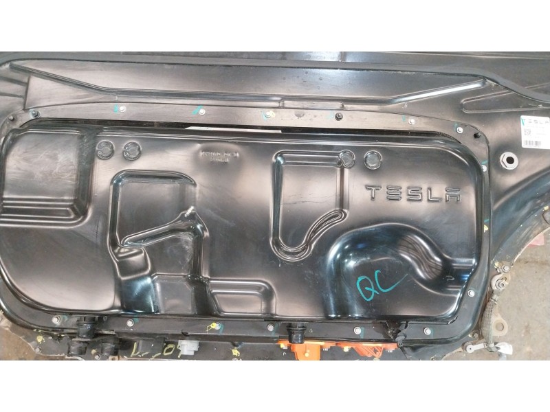 Recambio de bateria para tesla model s ev awd referencia OEM IAM  P1659701 TFR24097000CCL